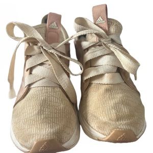 Adidas - Bounce Edge Lux Shoes